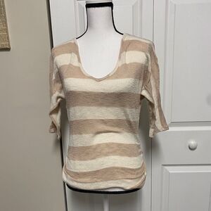 Teenbell, ruched beige ivory short sleeve top